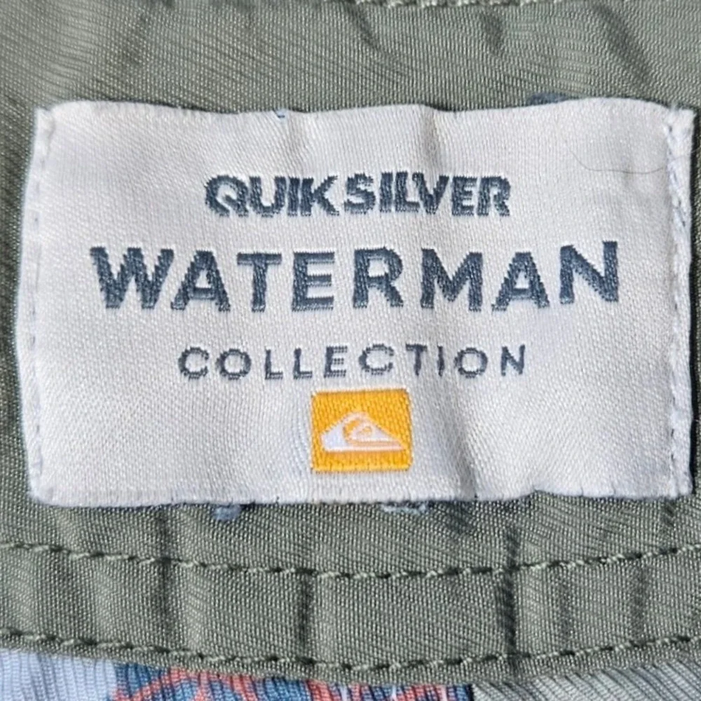 Quiksilver Waterman Collection Mens Board Shorts Sz 40 Olive Green Floral Print